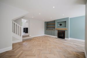 Sitting room- click for photo gallery
